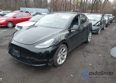 2023 Tesla Model Y Awd/Long Range Dual Motor All-Wheel Drive from USA, damaged, VIN 7SAYGDEE3PA186610